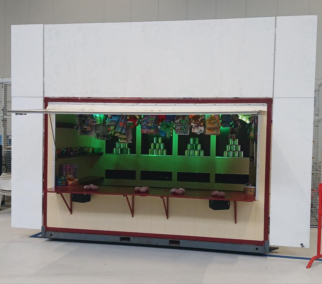 Kermis Spel Container - Blikgooien, Ophalen