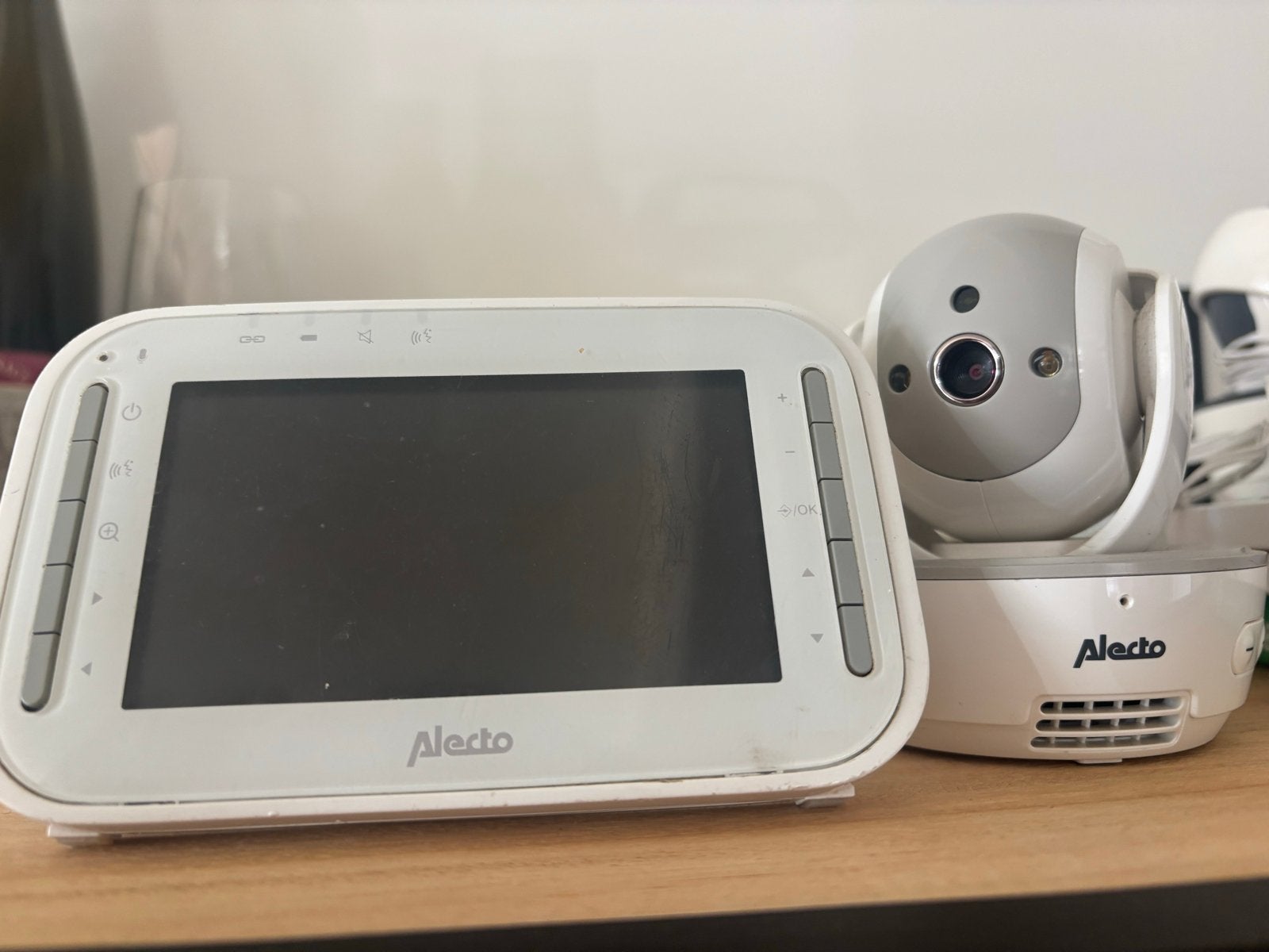 Alecto Babyfoon DVM-200GS met camera en terugspreekfunctie, Ophalen of Verzenden, Gebruikt, 250 meter of meer, Camera
