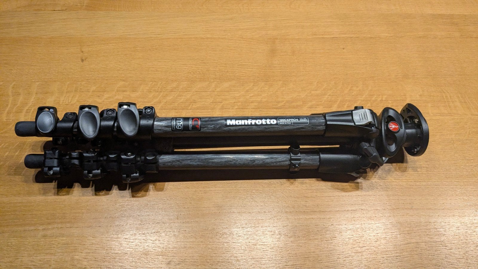 Manfrotto 190CXPR04 Carbon Fiber Statief, Ophalen of Verzenden, Nieuw, 150 tot 175 cm, Driepoot