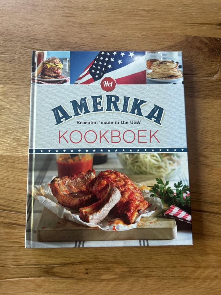 Het Amerika Kookboek - Recepten 'made in the USA', Ophalen of Verzenden, Zo goed als nieuw, Overige gebieden, Voorgerechten en Soepen