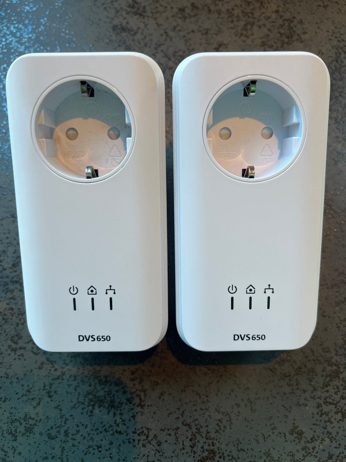 Devolo DVS 650 Powerline Adapters (2 stuks), Ophalen of Verzenden, Zo goed als nieuw