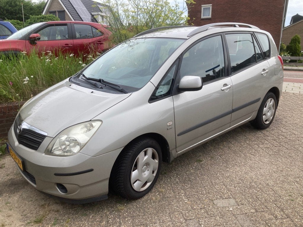 Toyota COROLLA VERSO 1.6 vvt-i Linia Luna Exportprijs, Beige, Bedrijf, Handgeschakeld, Corolla Verso