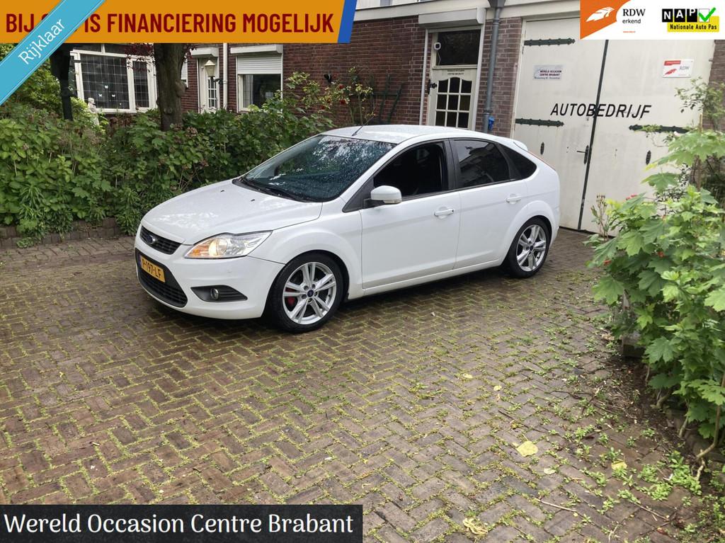 Ford Focus 1.8 Titanium leer airco luxe Flexi Fuel, 125 pk, Gebruikt, Zwart, 4 cilinders