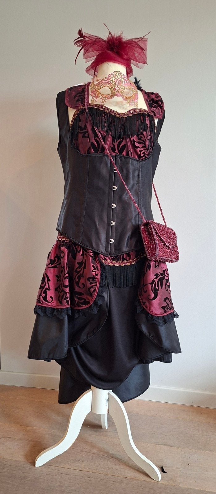 Burlesque jurk en korset, ook los te koop, Ophalen