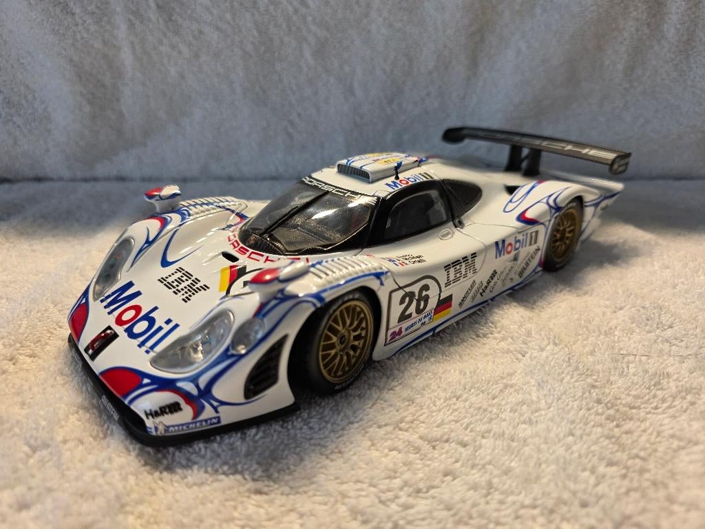 Porsche 911 GT1 1998 1:18 Maisto, Ophalen of Verzenden, Zo goed als nieuw, Auto, Maisto