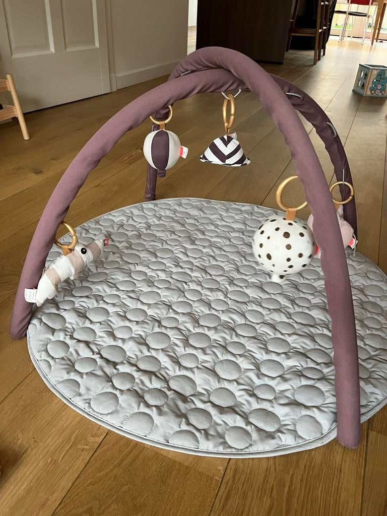 Done by Deer speelkleed / babygym, Kinderen en Baby's, Ophalen, Zo goed als nieuw, Speelkleed