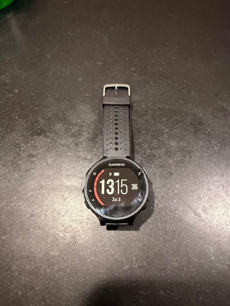Garmin Forerunner 235 GPS Hardloophorloge, Sieraden, Tassen en Uiterlijk, Sporthorloges, Zwart, Ophalen of Verzenden, Waterdicht
