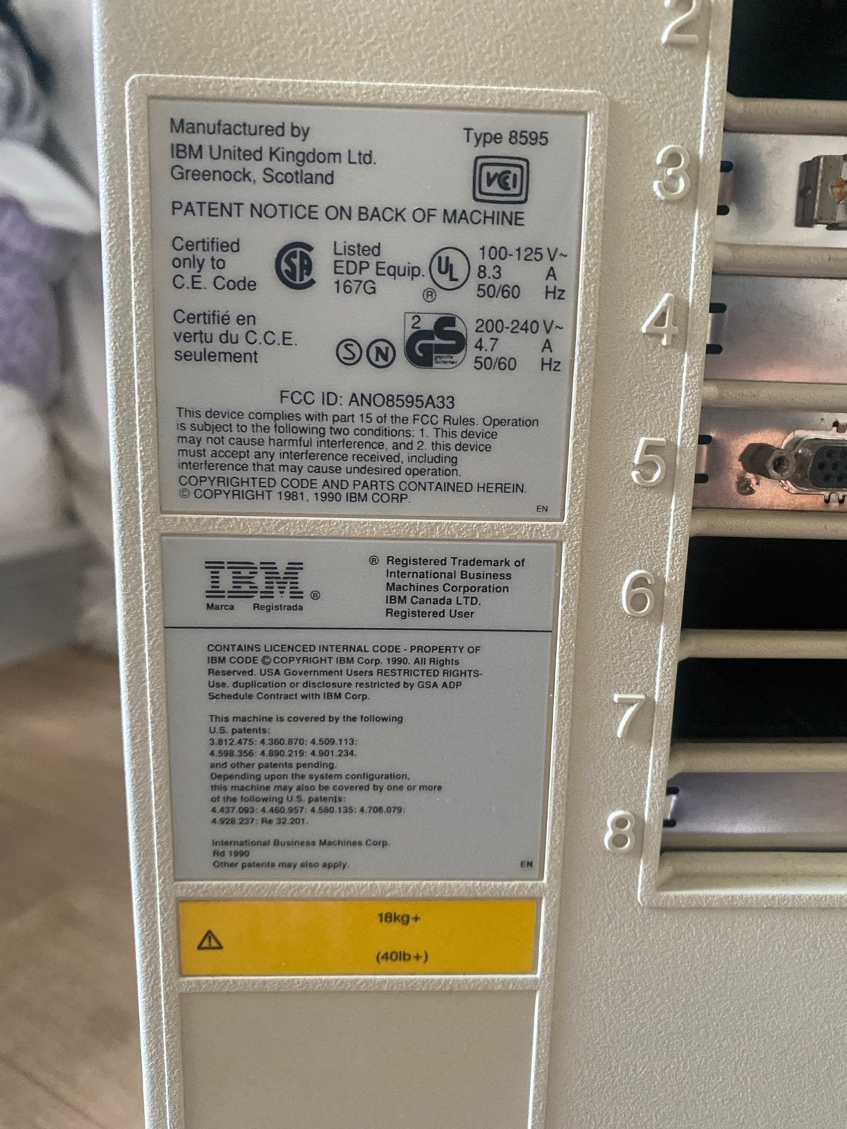 Foto 3 van IBM PS/2 Model 95 XP