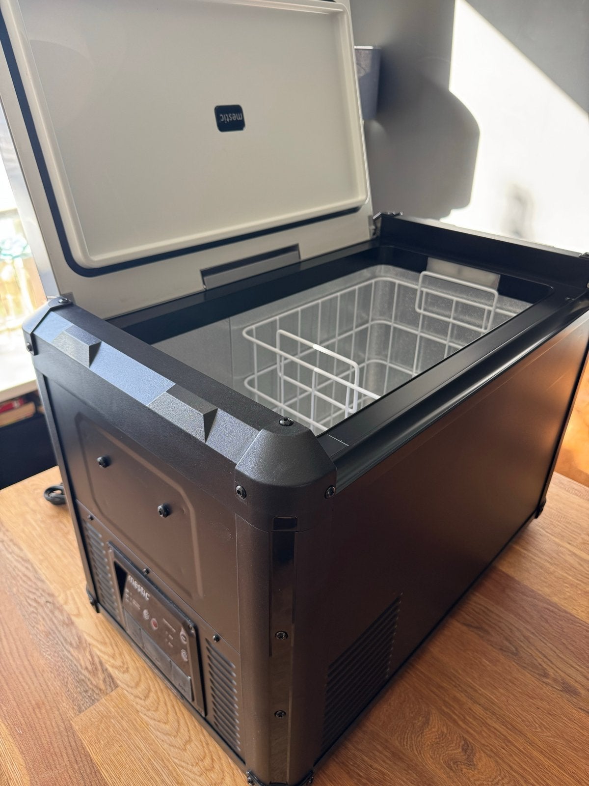 Mestic MCCP-45 Compressor Koelbox 12/24/230V 45L, Ophalen, Zo goed als nieuw, Koelbox, Compressor