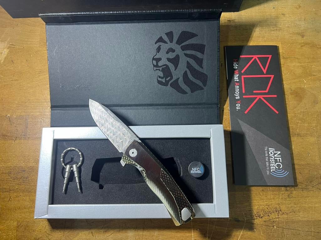 Lionsteel ROX damascus, Verzamelen, Militaria | Algemeen, Ophalen of Verzenden, Overige soorten, Overige gebieden, Overige typen