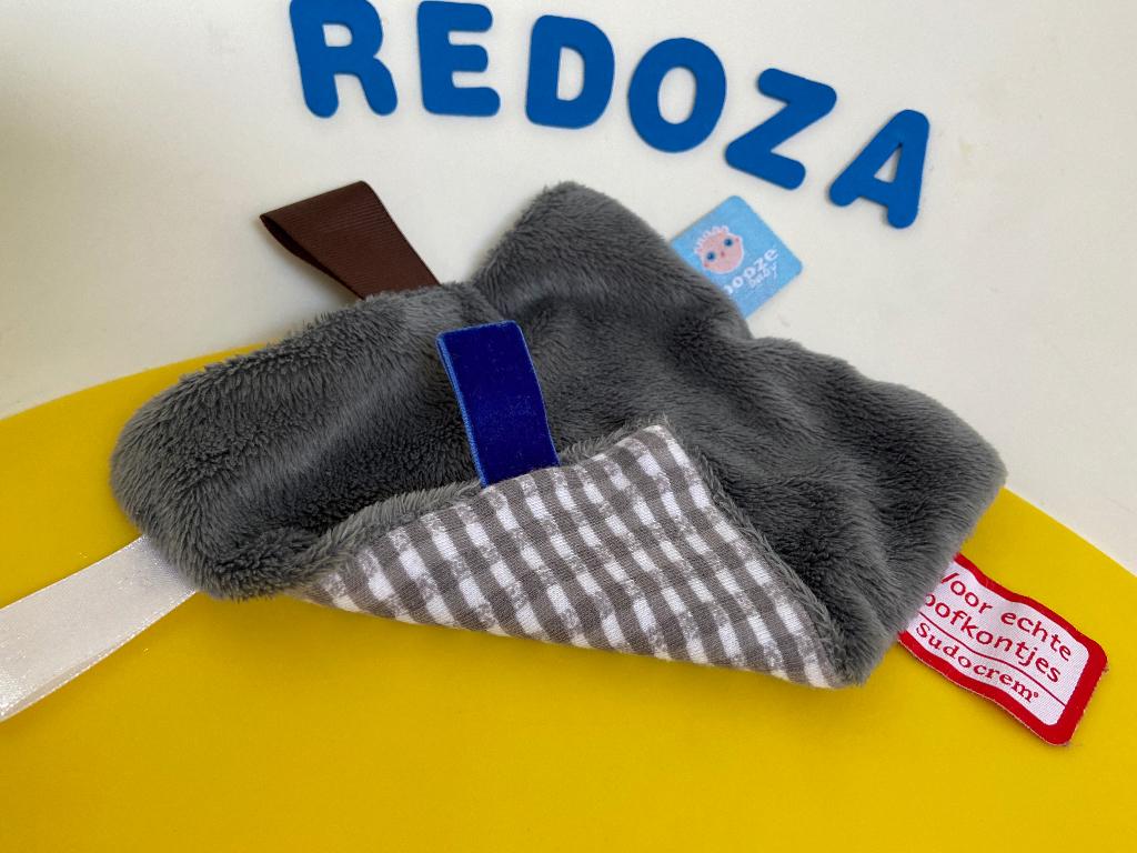 796 snoozebaby snooze baby sudocrem doekje grijs, Ophalen of Verzenden, Zo goed als nieuw, Overige typen