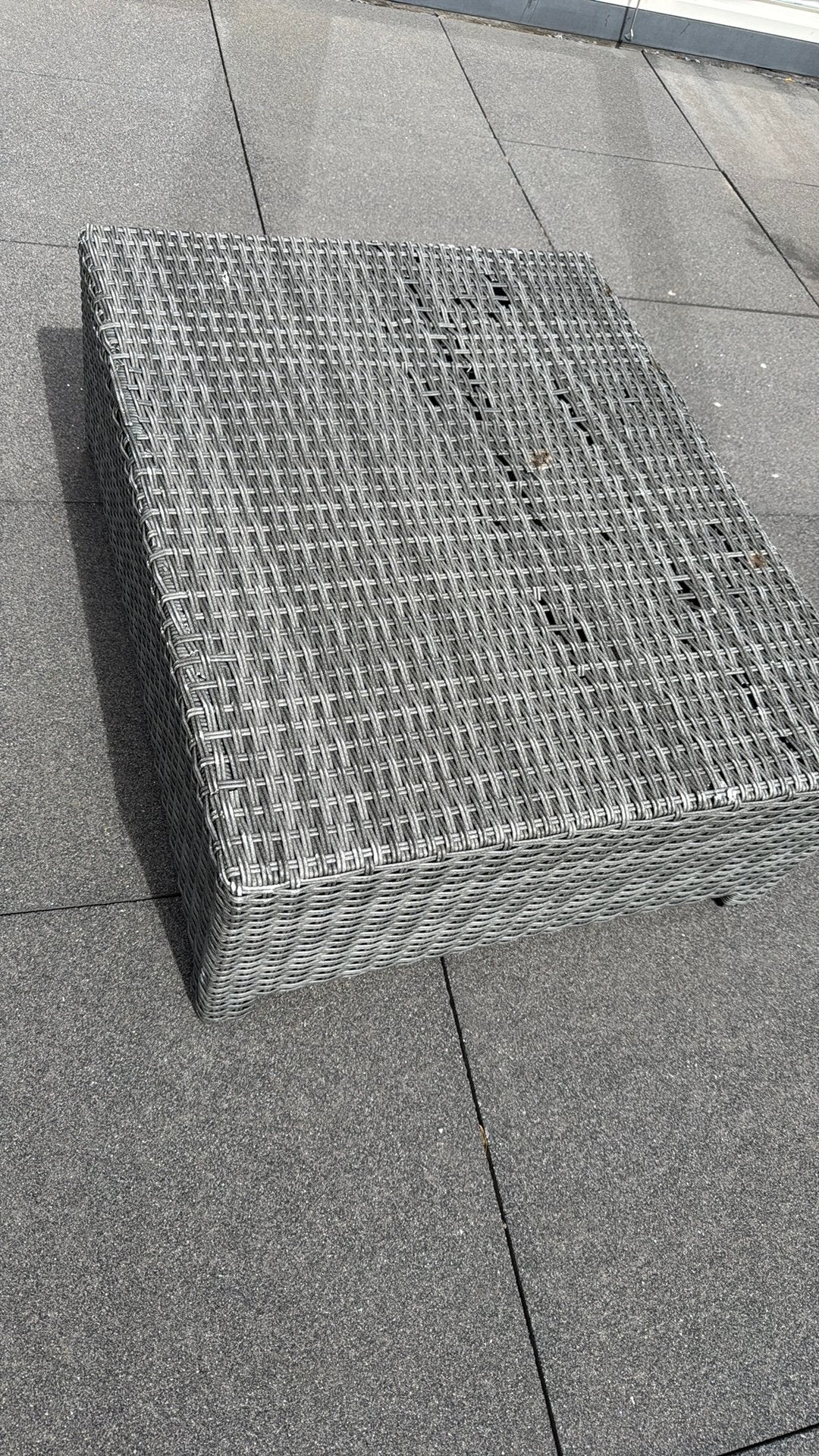 Grijze Wicker Hocker/Voetenbank voor Buiten, Ophalen, Gebruikt, Hocker, Loungeset