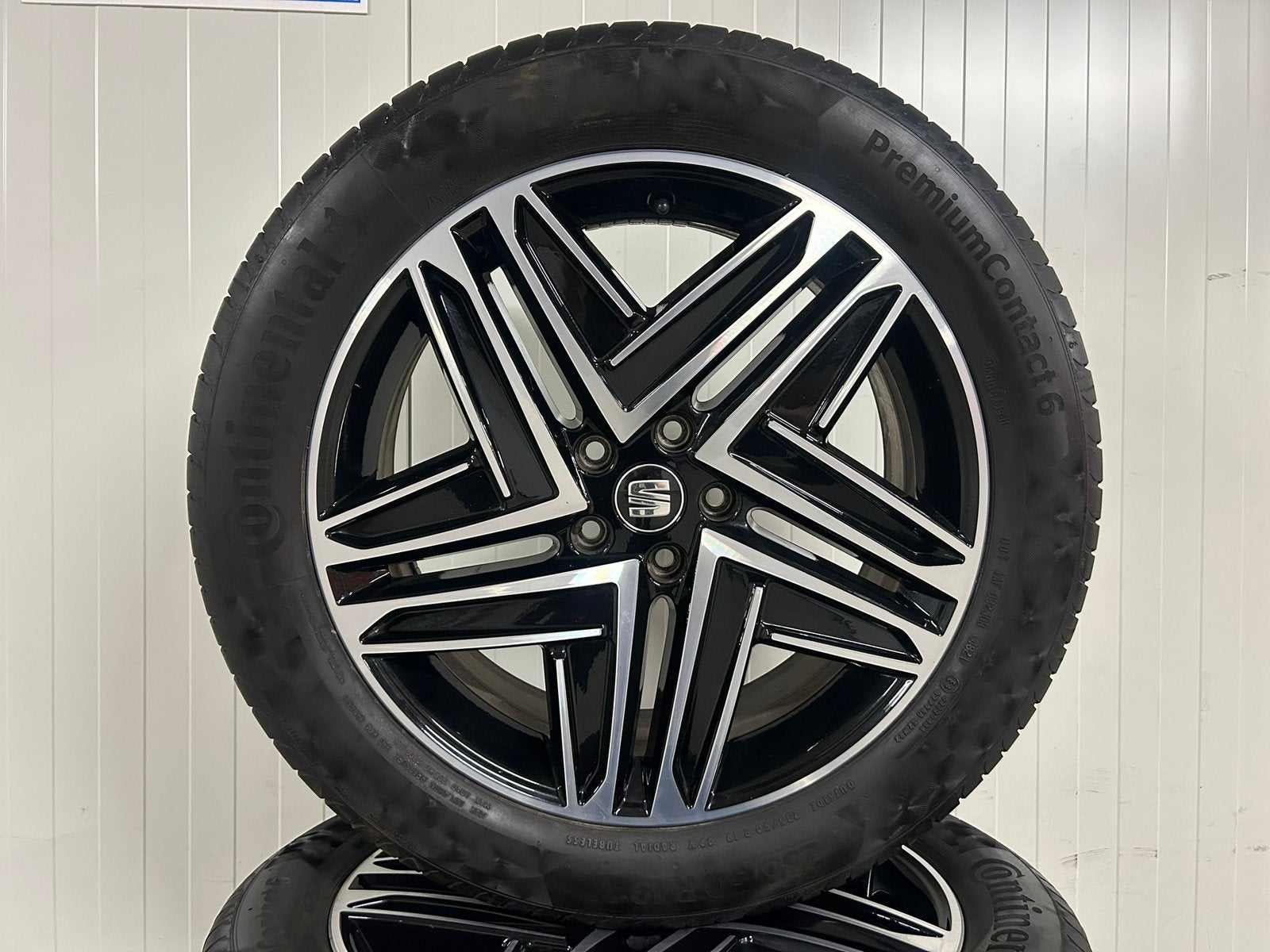 Originele SEAT Tarraco FR 19 inch 5x112 zomer 235/50/19, SEAT, Gebruikt, Banden en Velgen, 235 mm