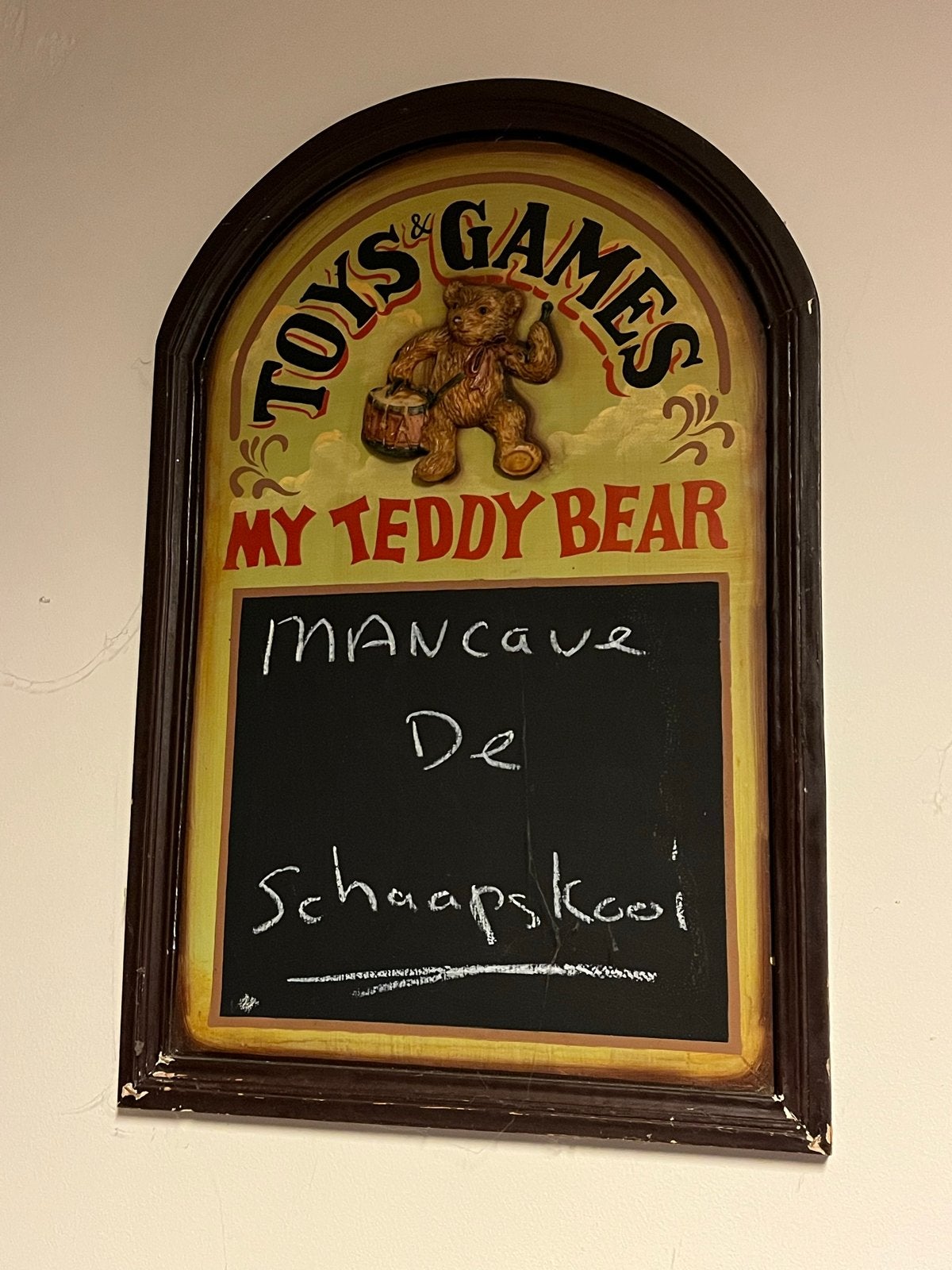 Decoratief 'Toys & Games' krijtbord met teddybeer, Ophalen, Gebruikt