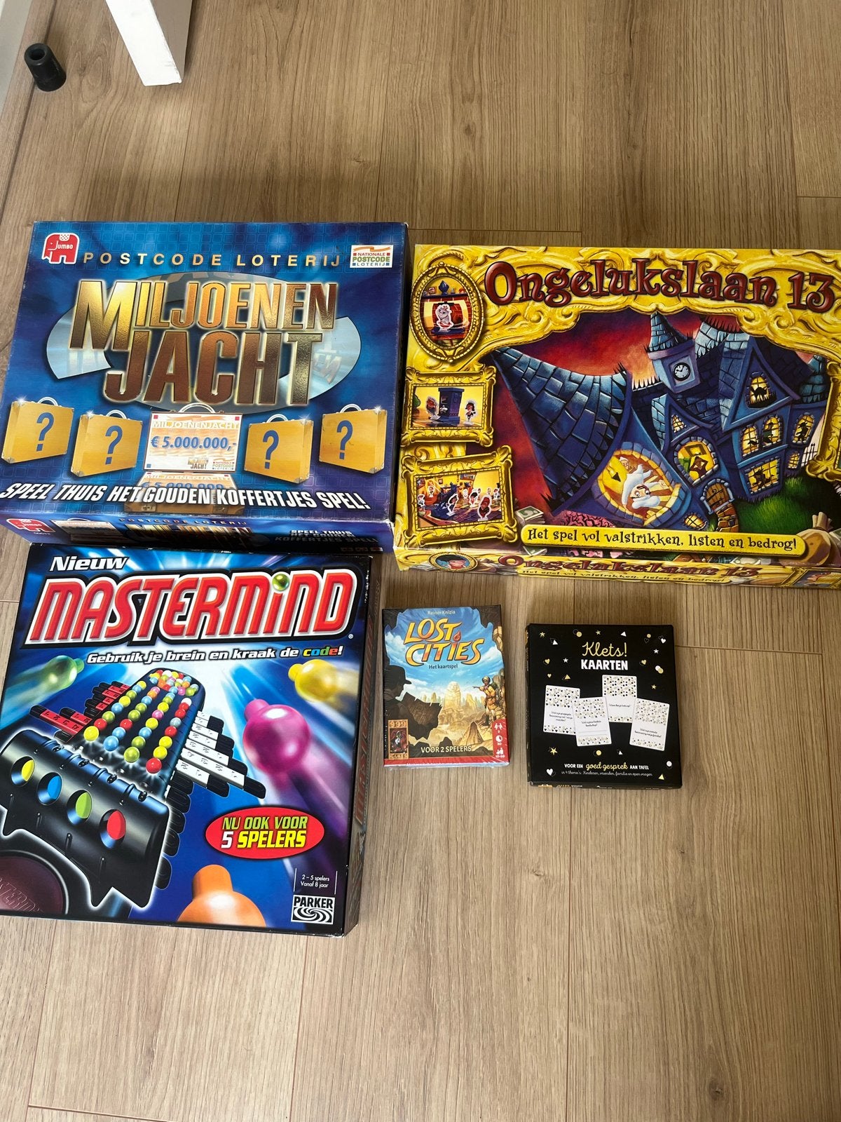 Bordspellen: Miljoenenjacht, Mastermind, Ongeluksslaan 13, Een of twee spelers, Ophalen, Gebruikt