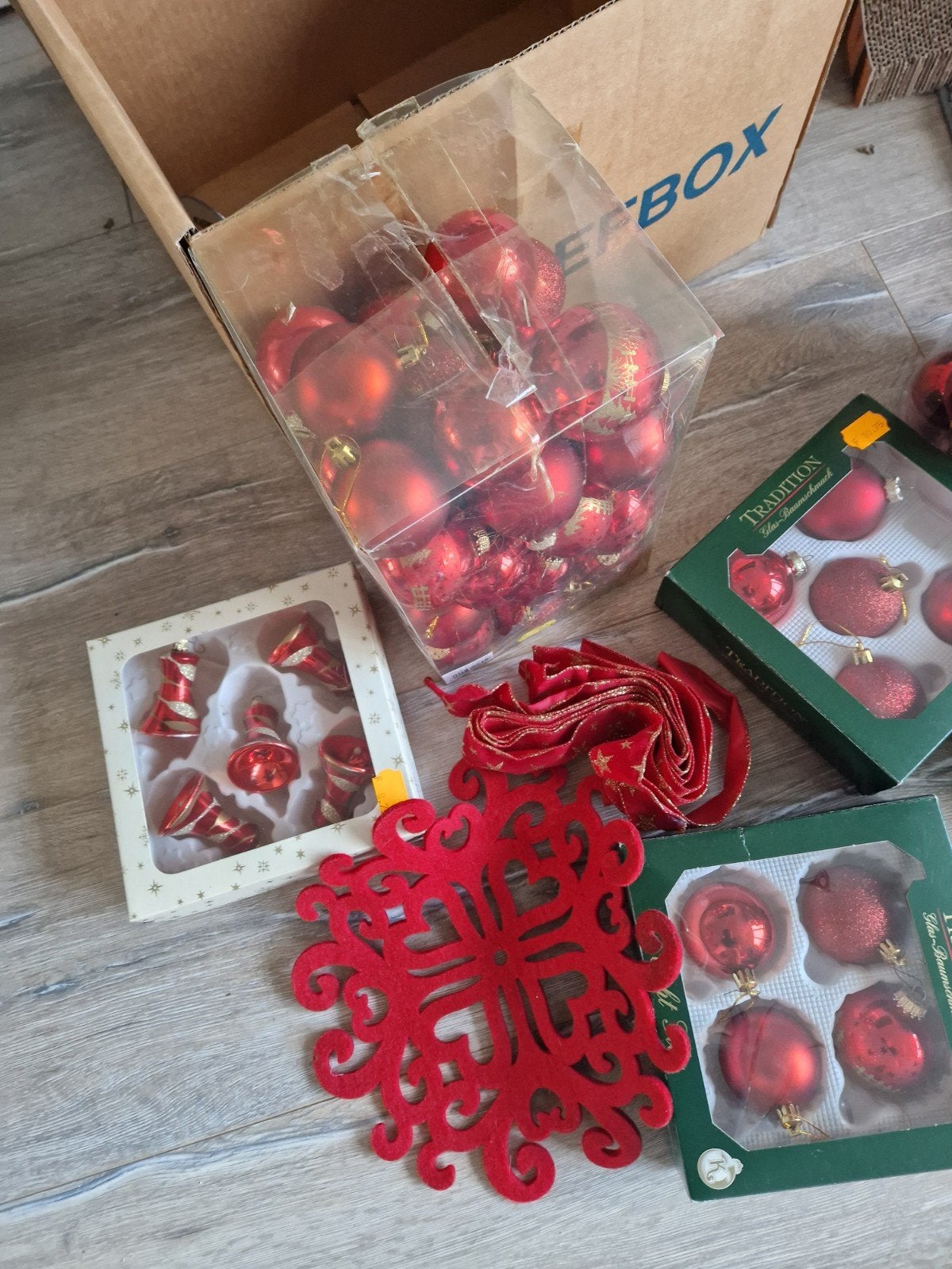 rode kerst ballen kunstof, Ophalen of Verzenden