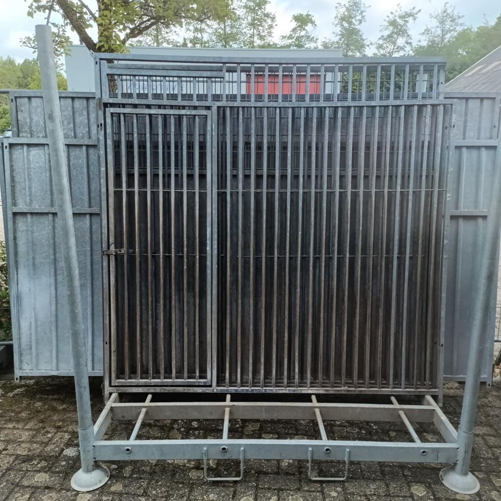 2 panelen 2m + 2m deur spijlen 5cm. Hondenkennel, Ophalen, 110 cm of meer, 100 cm of meer