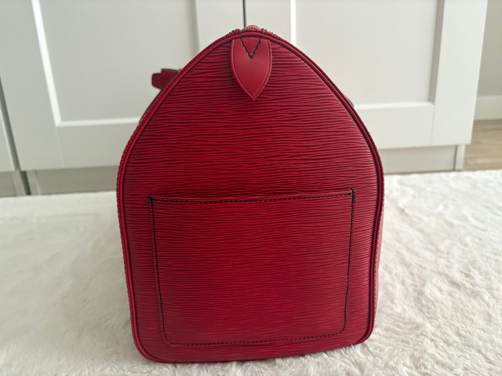 Louis Vuitton Keepall 45 Epi Leren Reistas Rood, Sieraden, Tassen en Uiterlijk, Tassen | Reistassen en Weekendtassen, Ophalen