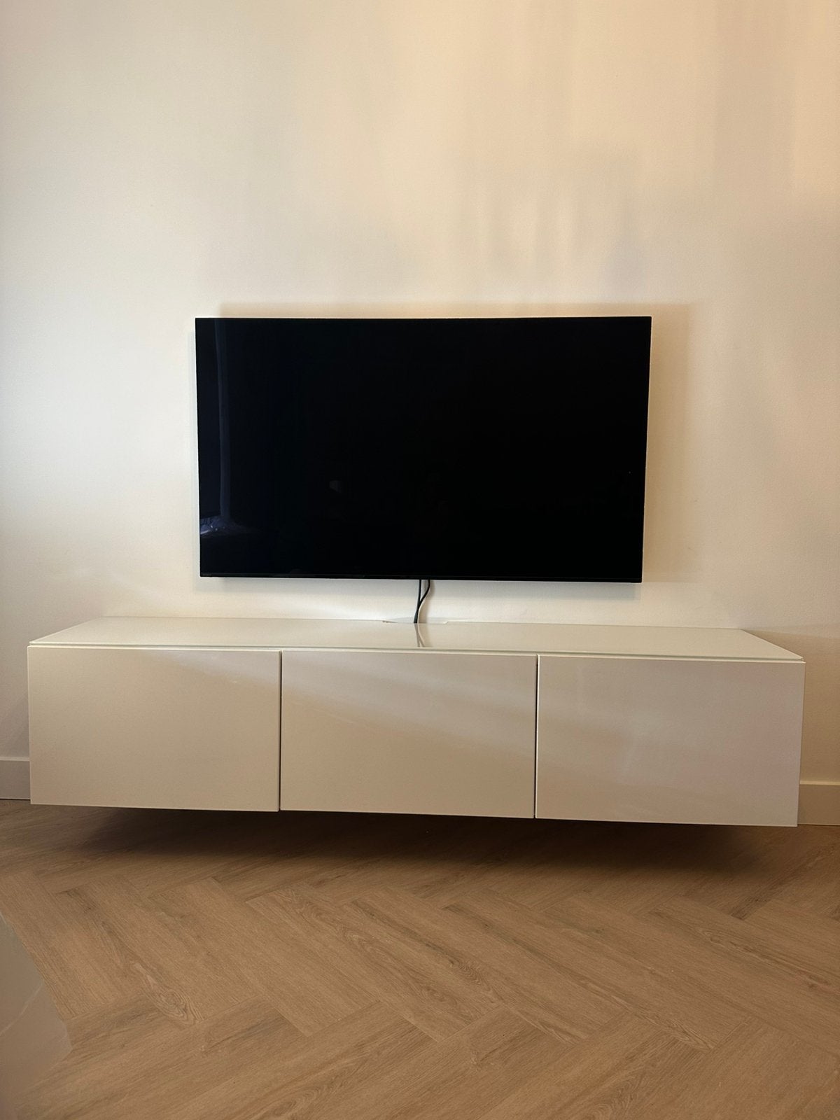 Zwevend tv-hangmeubel, Ophalen, Zo goed als nieuw, 25 tot 50 cm, Minder dan 100 cm