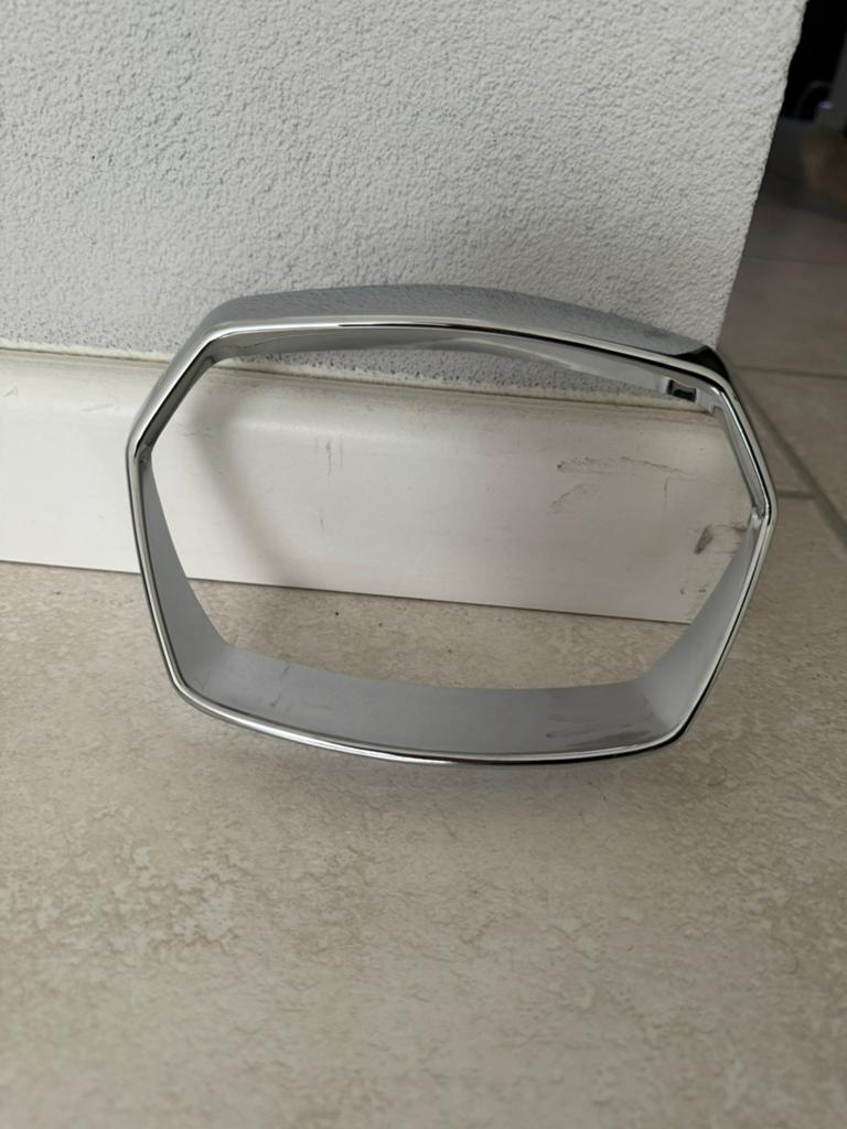 Vespa sprint koplamprand chroom nieuw, Ophalen of Verzenden