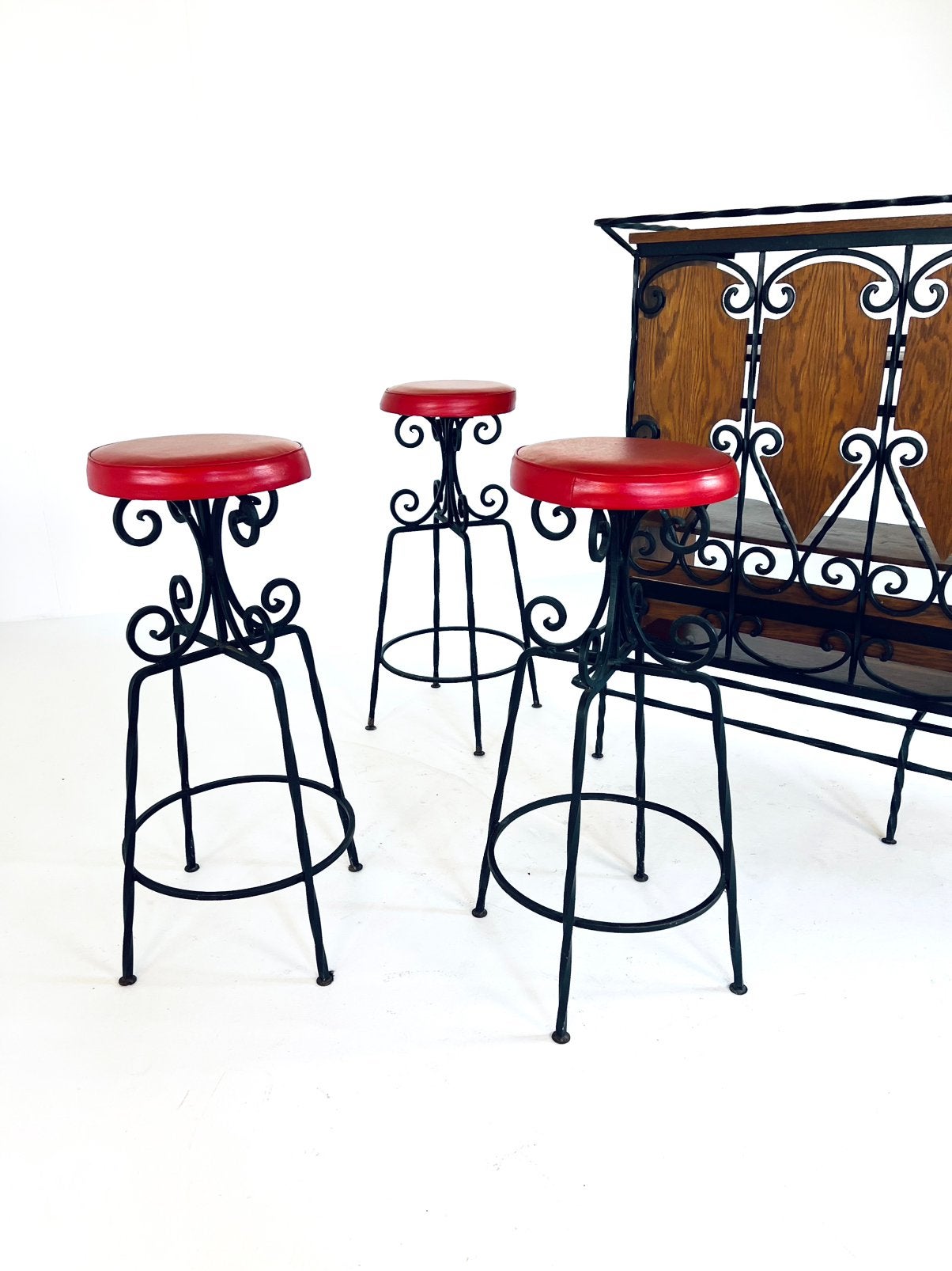 Vintage gietijzeren (buiten)bar + barkrukken ‘70, Gebruikt, Inclusief barstoelen, Ophalen of Verzenden, Nvt