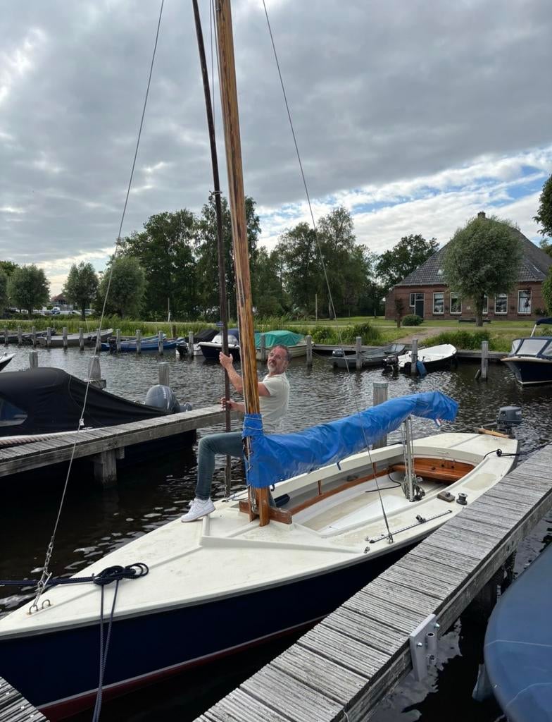 Mooie Polyvalk met buitenboordmotor, Watersport en Boten, Open zeilboten, Gebruikt, Ophalen of Verzenden, Polyvalk, 3 tot 6 meter