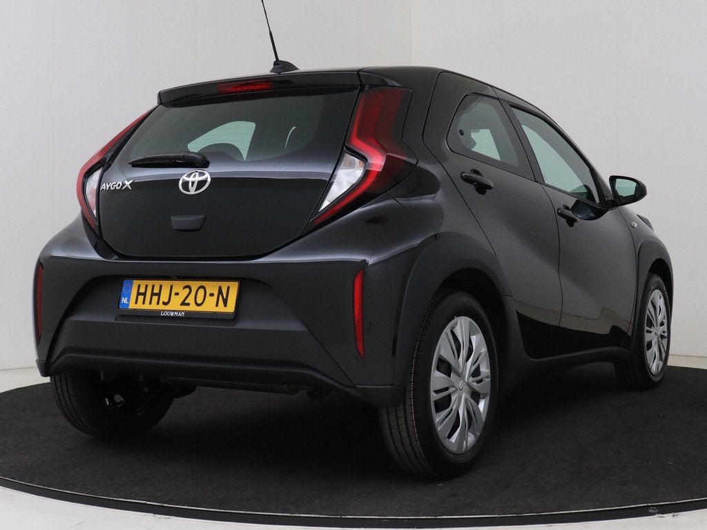 Toyota Aygo X 1.0 VVT-i MT Play (bj 2025), Auto's, Toyota, 12 maanden, Stof, 920 kg, 4 stoelen