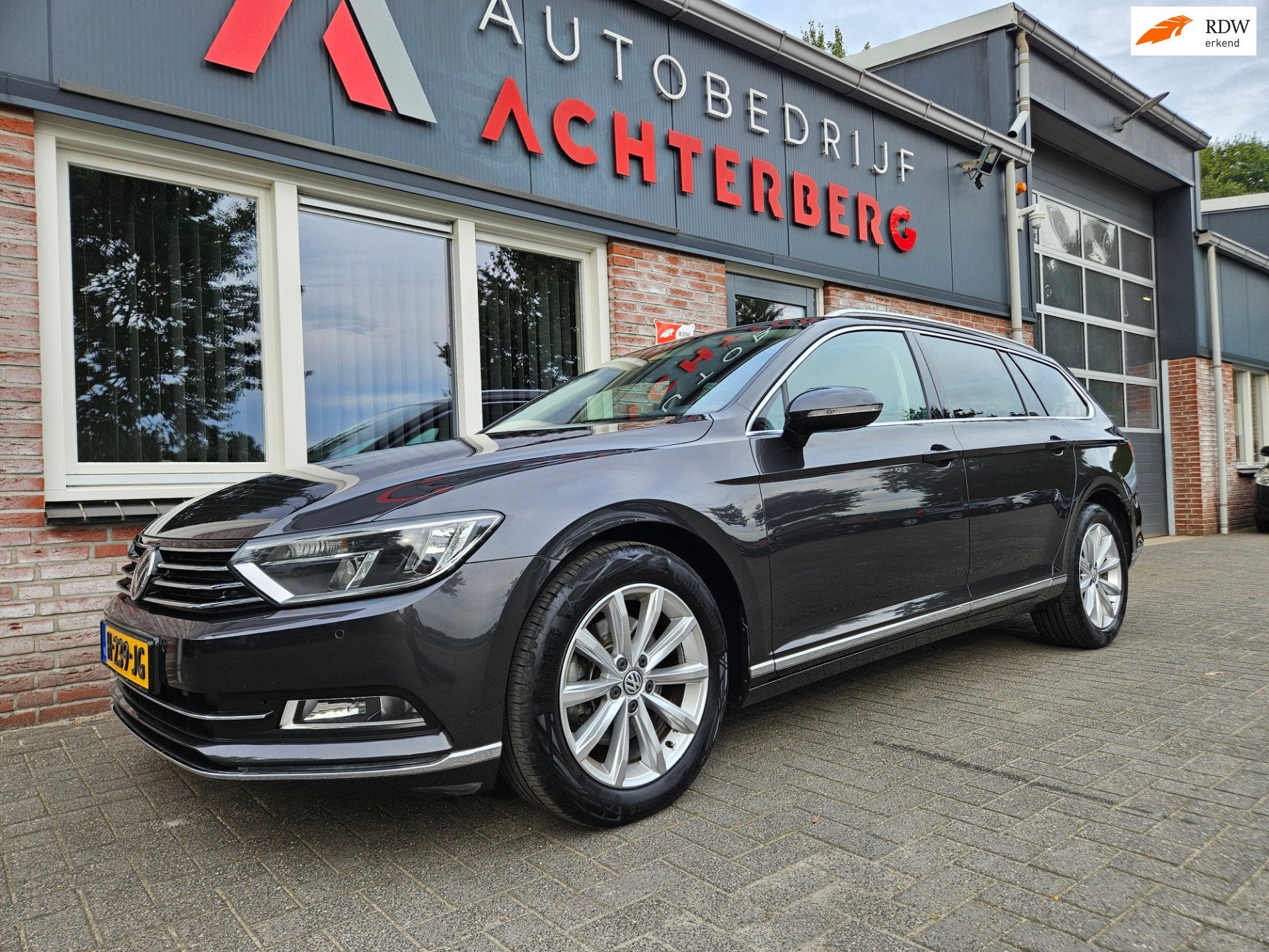 Volkswagen Passat Variant 1.5 TSI Highline Business R Trekha, 730 kg, Euro 6, 4 cilinders, 150 pk