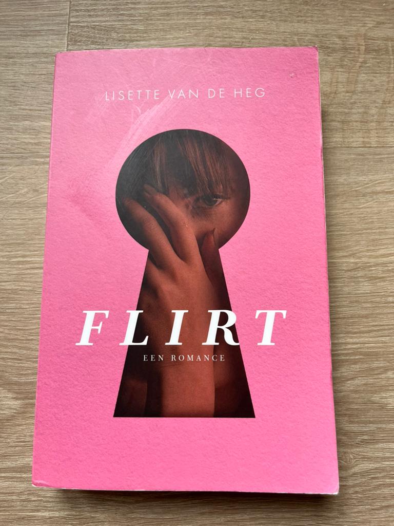 Flirt - Lisette van de Heg, Boeken, Romans, Zo goed als nieuw, Nederland, Ophalen of Verzenden