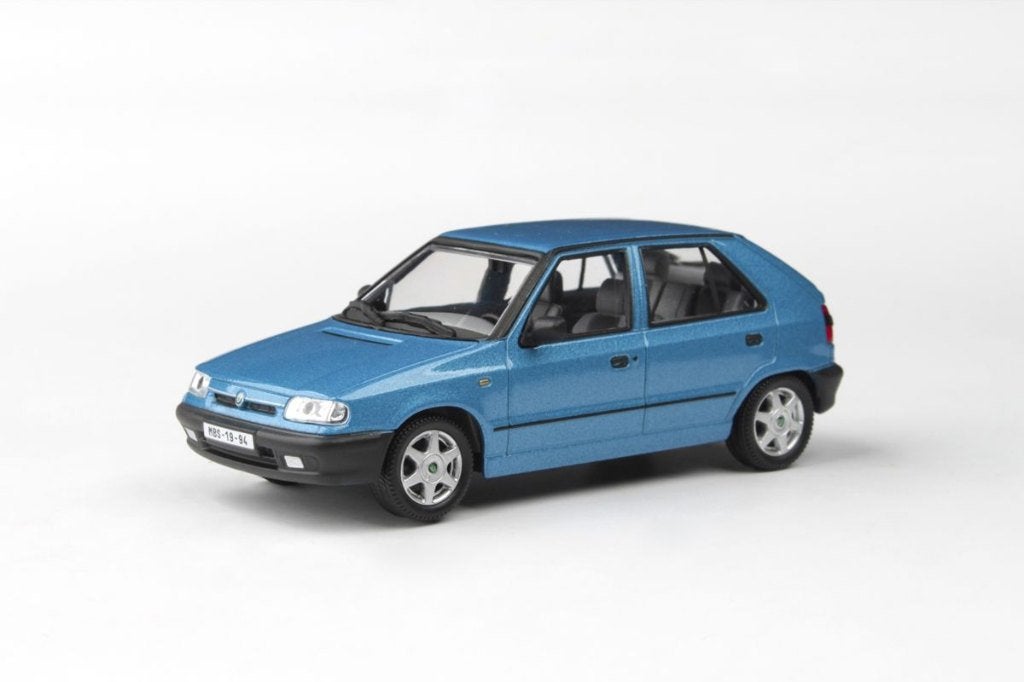 Schaalmodel Skoda Felicia blue, Hobby en Vrije tijd, Ophalen of Verzenden, Nieuw, Auto
