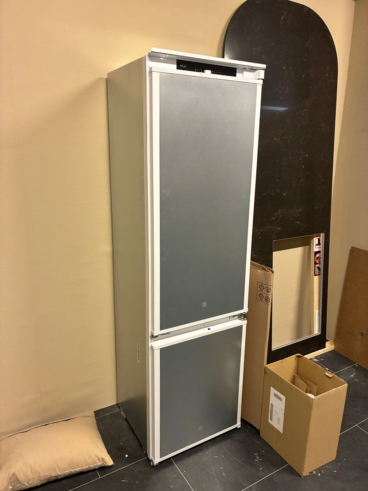 AEG Koel vries combinatie 189 hoog, SCE819E5TS, NIEUW!, Ophalen, 200 liter of meer, Met aparte vriezer, 160 cm of meer
