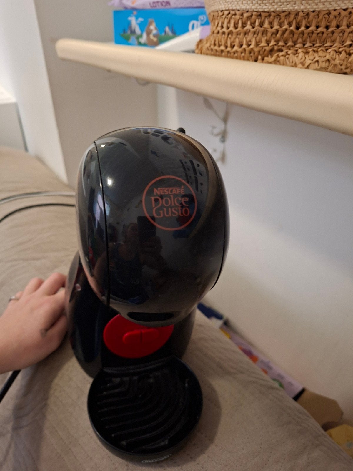 Dolce Gusto by DeLonghi Piccolo XS Koffiezetapparaat Zwart, Koffiemachine, Ophalen of Verzenden, Zo goed als nieuw, 1 kopje