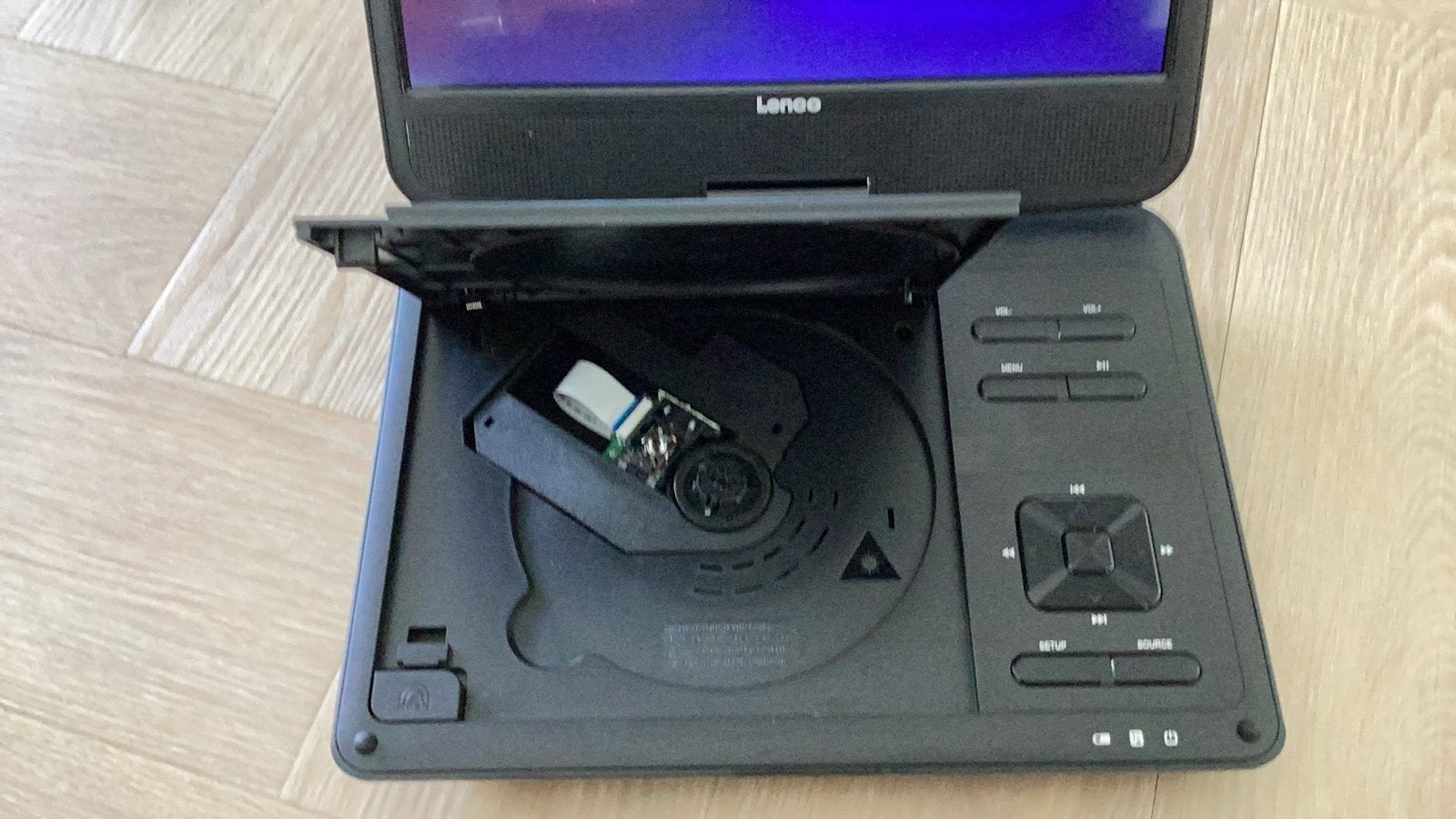Lenco Draagbare DVD-speler met scherm en accessoires, Draagbaar, Ophalen of Verzenden, Zo goed als nieuw, Overige merken