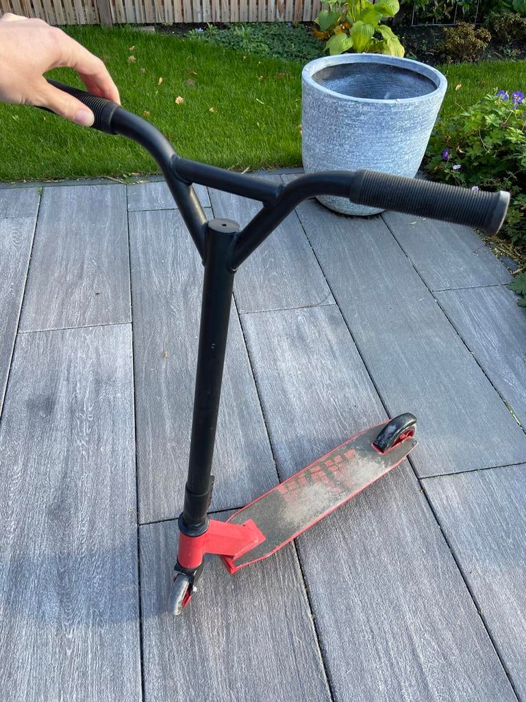 Intertoys Stunt Scooter / Stuntstep Rood - Max 100 kg, Fietsen en Brommers, Ophalen, Gebruikt, Overige typen