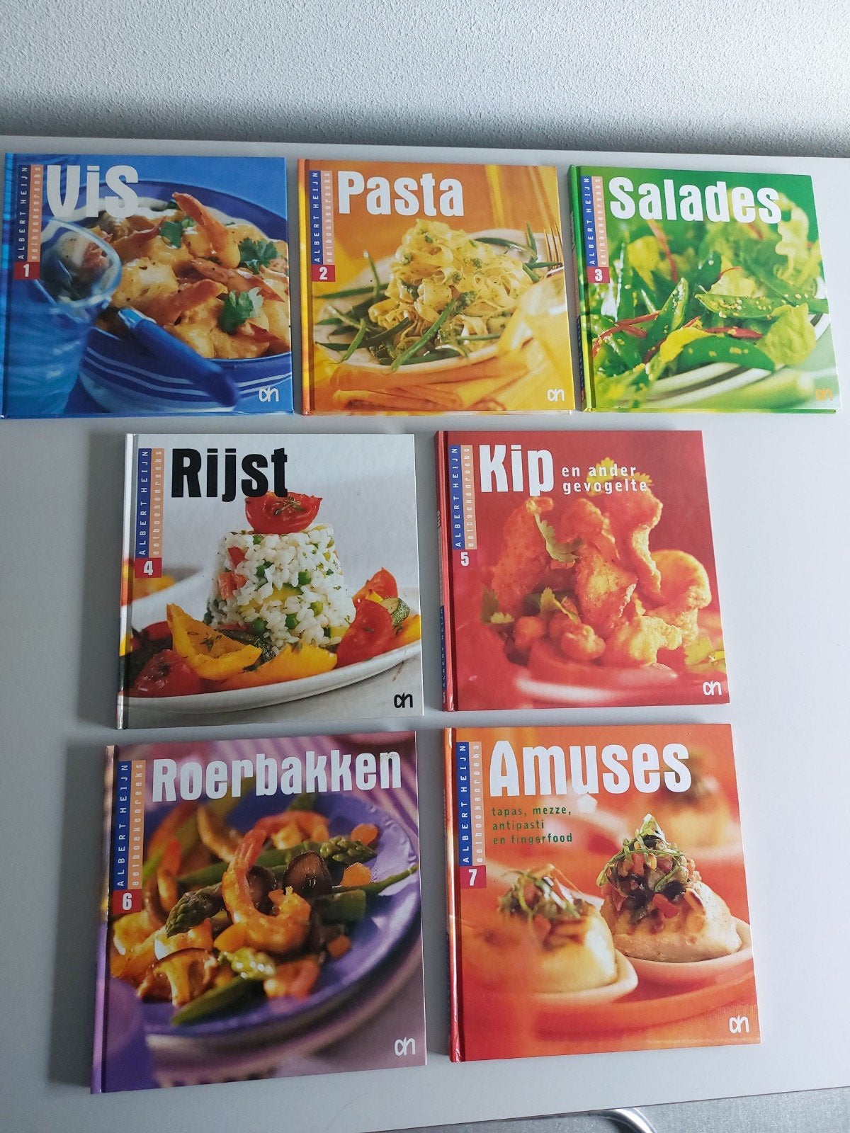 Albert Heijn Kookboekenreeks - 7 delen, Ophalen of Verzenden, Zo goed als nieuw, Voorgerechten en Soepen