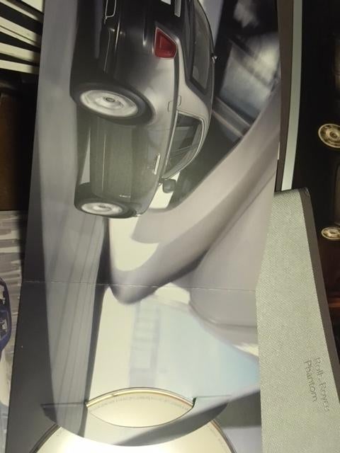 Rolls Royce en Bentley fraaie originele persmap '73 - '99, Ophalen, Zo goed als nieuw, Overige merken