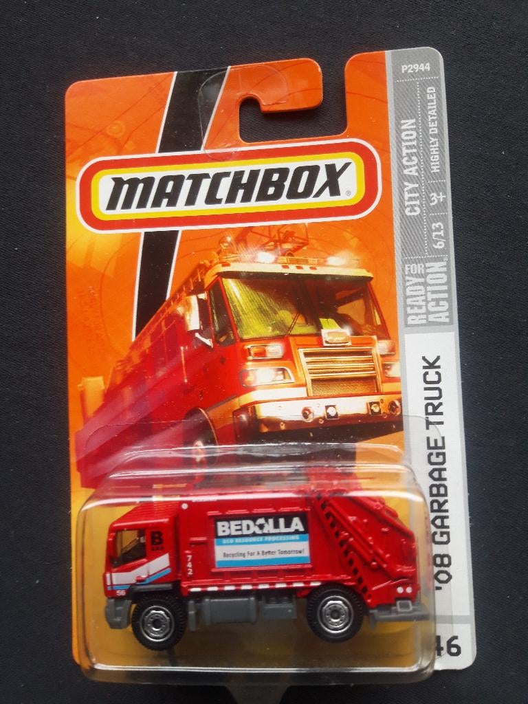 Matchbox 46 Vuilniswagen Carbage Truck -rood ,  serie 2008, Hobby en Vrije tijd, Ophalen of Verzenden, Nieuw, Bus of Vrachtwagen