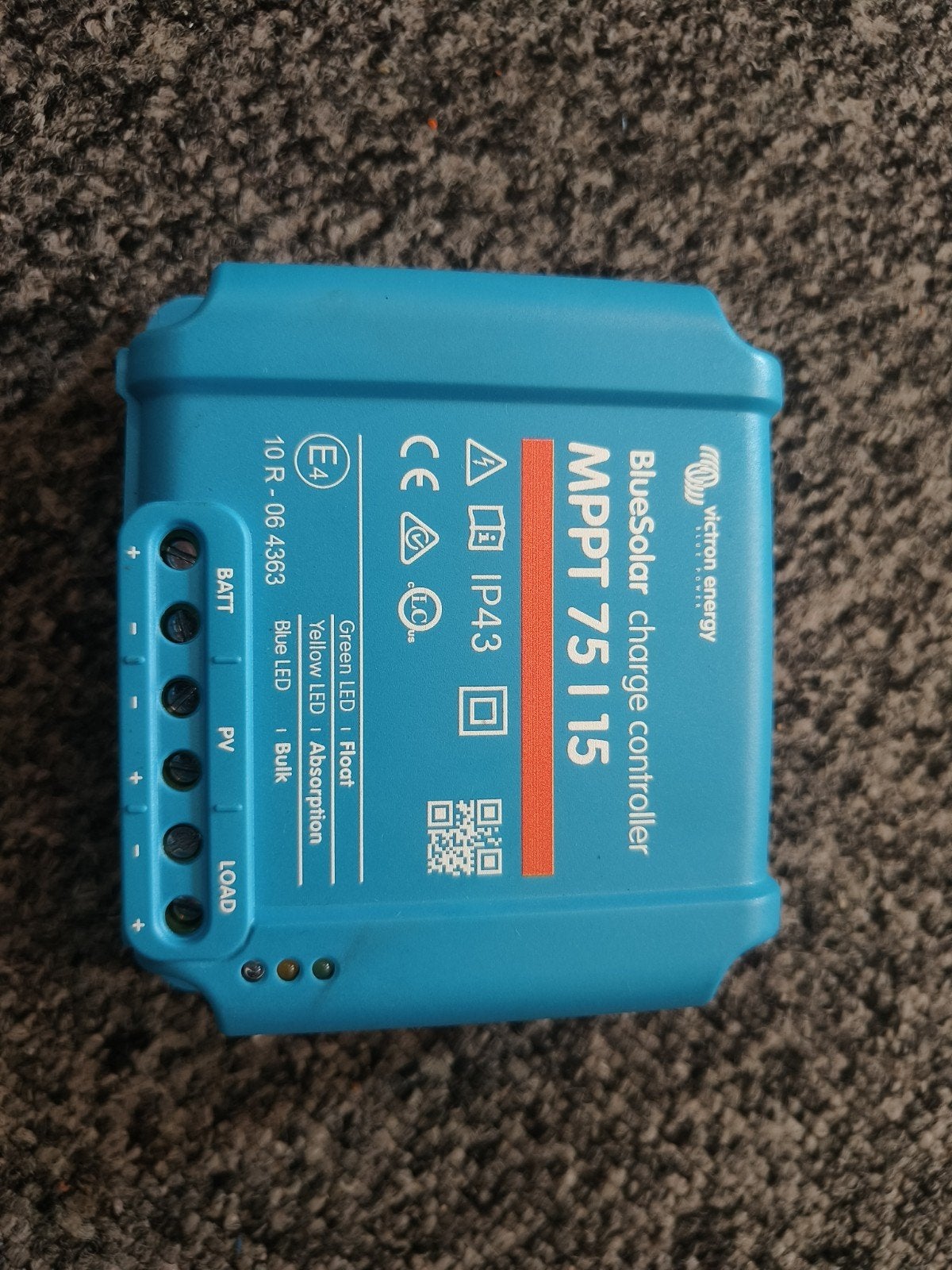 Victron Energy BlueSolar MPPT 75/15 Laadregelaar, Ophalen of Verzenden