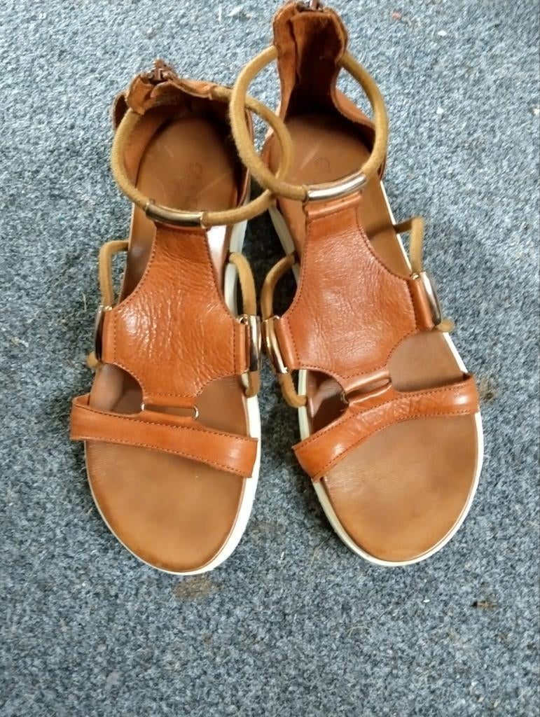 Zgn Sandalen dames maat 39 (40), Kleding | Dames, Schoenen, Ophalen of Verzenden, Zo goed als nieuw, Sandalen of Muiltjes