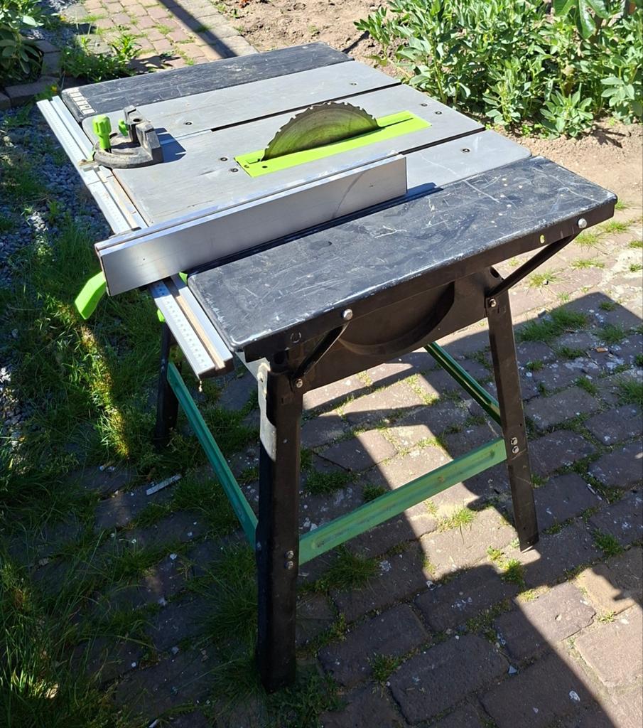 Tafelzaag - Cirkelzaag met onderstel, Ophalen, Gebruikt, Cirkelzaag, Onbekend