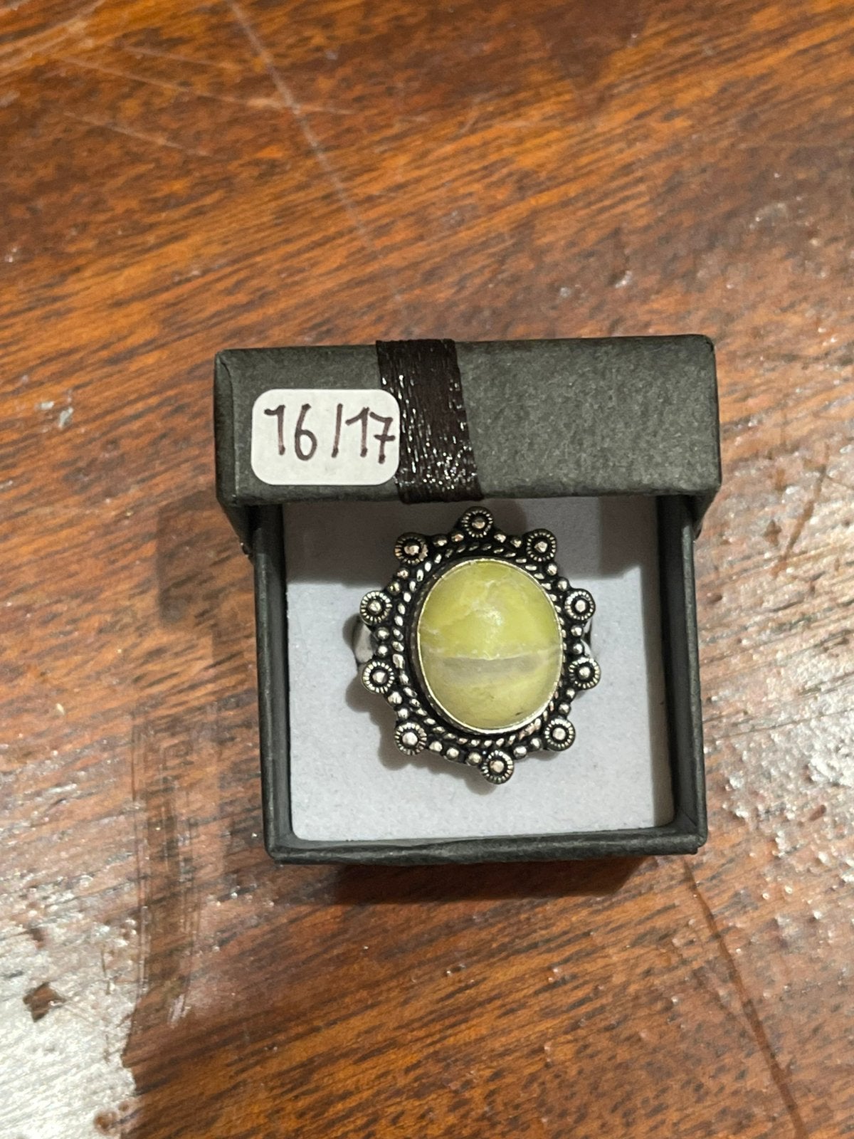 Ring gele jade maat 16/17, Sieraden, Tassen en Uiterlijk, Antieke sieraden, Ophalen of Verzenden, Goud, Armband