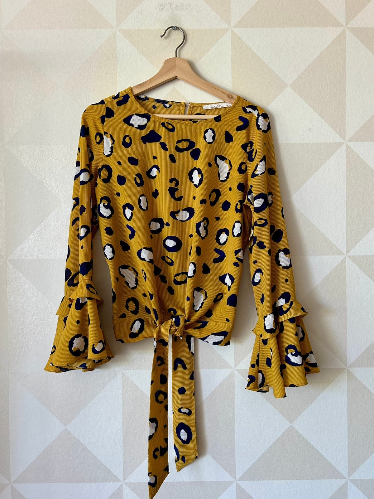 Aaiko blouse luipaard panter mosterdgeel geel S/36 zgan, Aaiko, Geel, Ophalen of Verzenden, Zo goed als nieuw