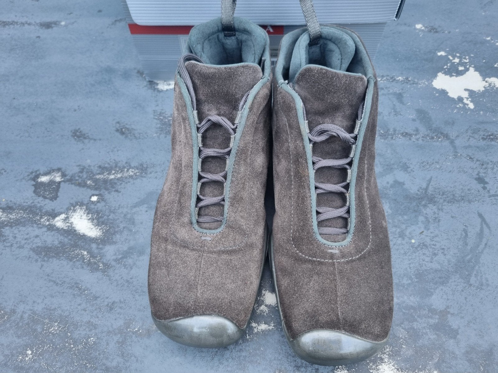 Prada 43, Ophalen of Verzenden, Zo goed als nieuw, Zwart