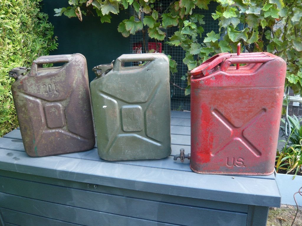 rode militaire US jerrycan met kraantje 1951, Ophalen of Verzenden, Landmacht, Amerika