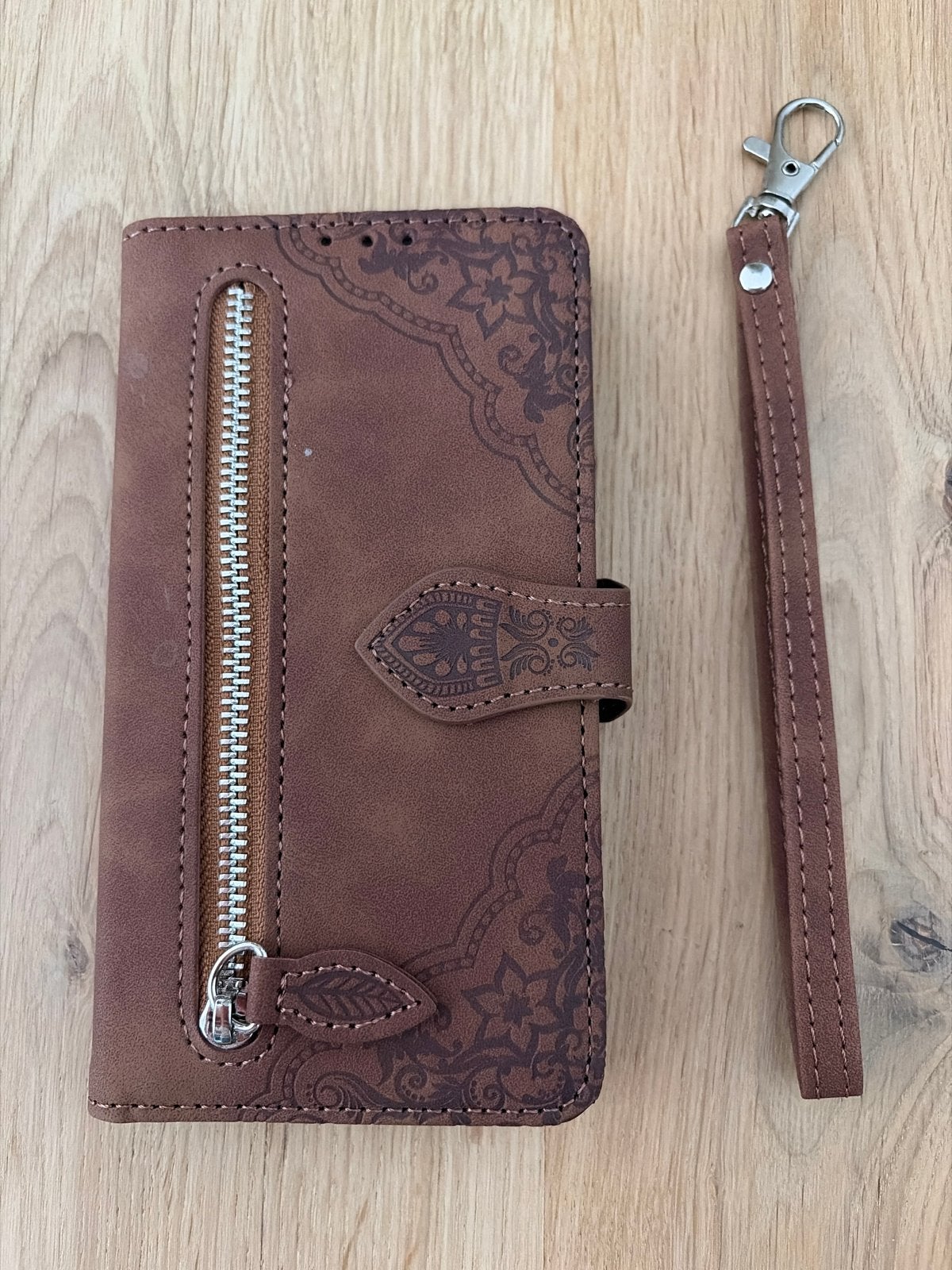 Nieuw bookcase hoesje voor iPhone 13 - Bruin, Pasjeshouder, IPhone 13, Bruin, Nieuw