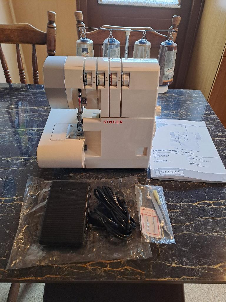 singer overlock, Ophalen, Nieuw, Lockmachine, Singer