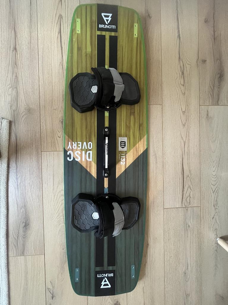 Kite board, Watersport en Boten, Kitesurfen, Ophalen, Kiteboard, Zo goed als nieuw, Directional