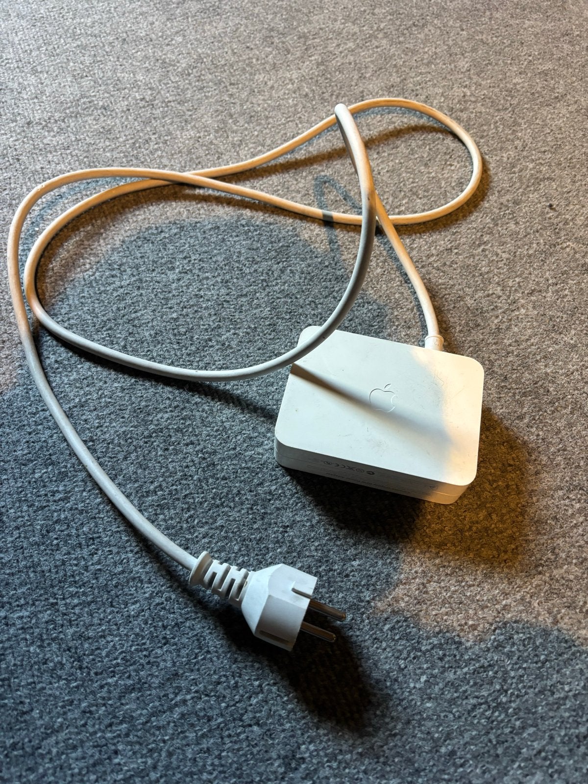 Apple Cinema Display 65W Power Adapter, Ophalen of Verzenden, Gebruikt