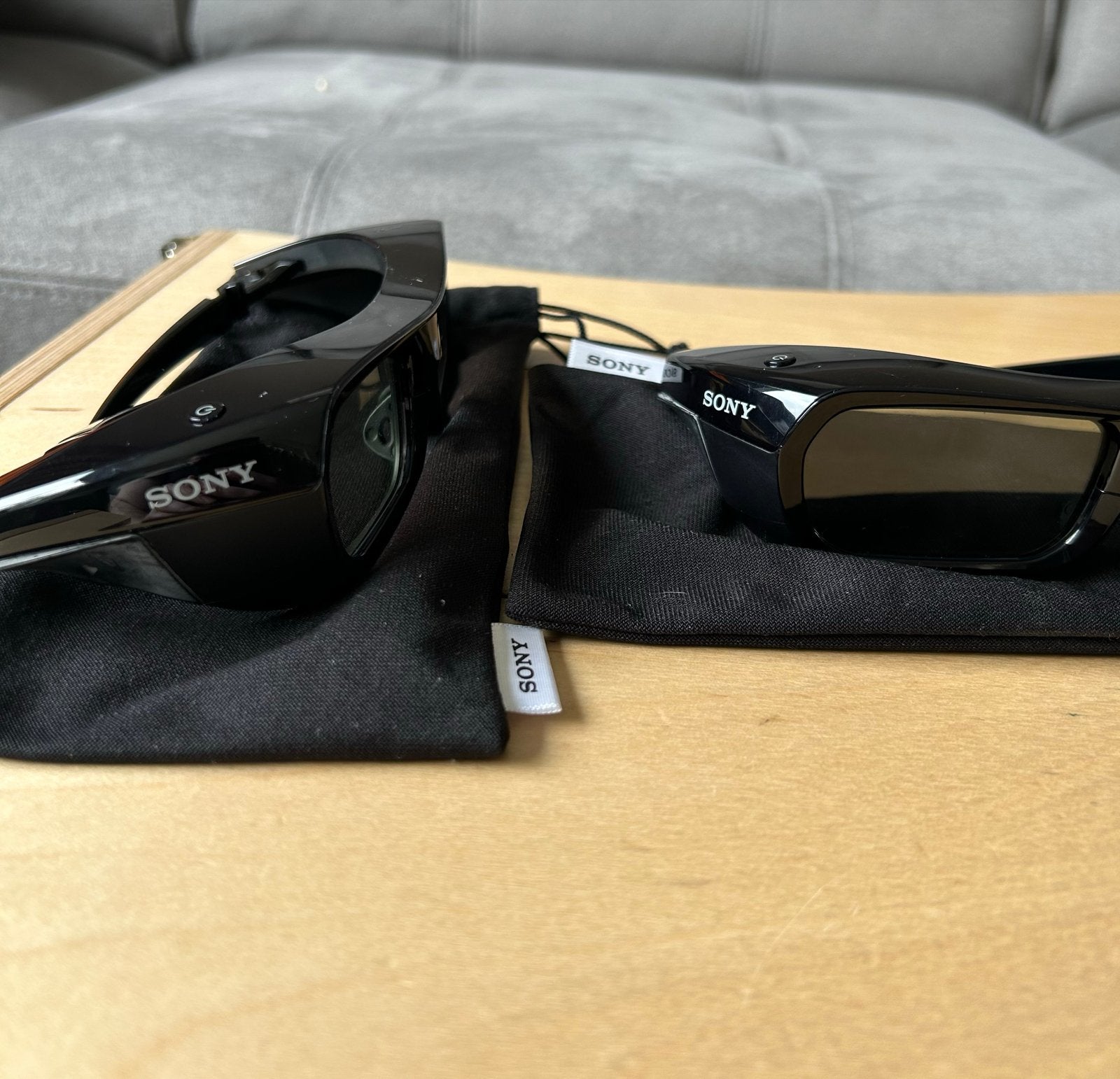 Sony 3D Brillen TDG-BR250 – x2 + opladers + opbergzakjes, Ophalen of Verzenden