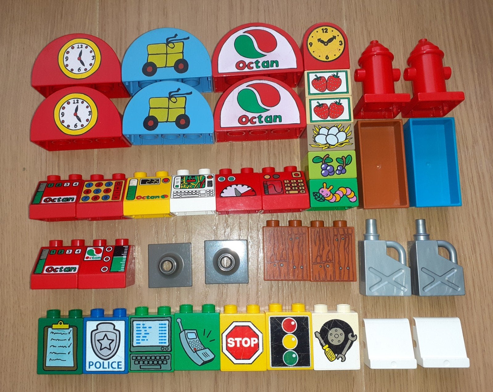 Duplo bedrukte blokjes, Kinderen en Baby's, Speelgoed | Duplo en Lego, Ophalen of Verzenden, Gebruikt, Duplo